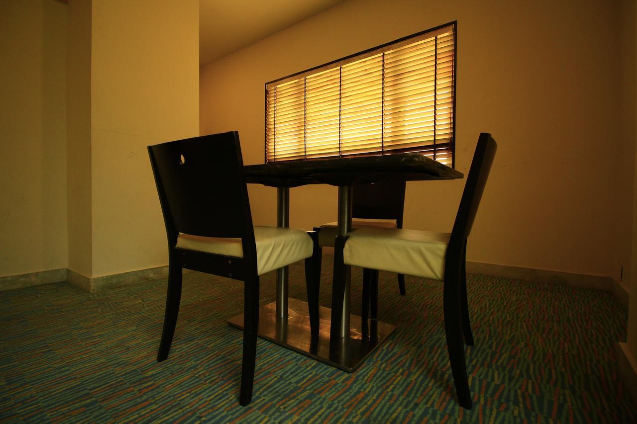 Siesta Star T. Nagar Hotel Madras Buitenkant foto