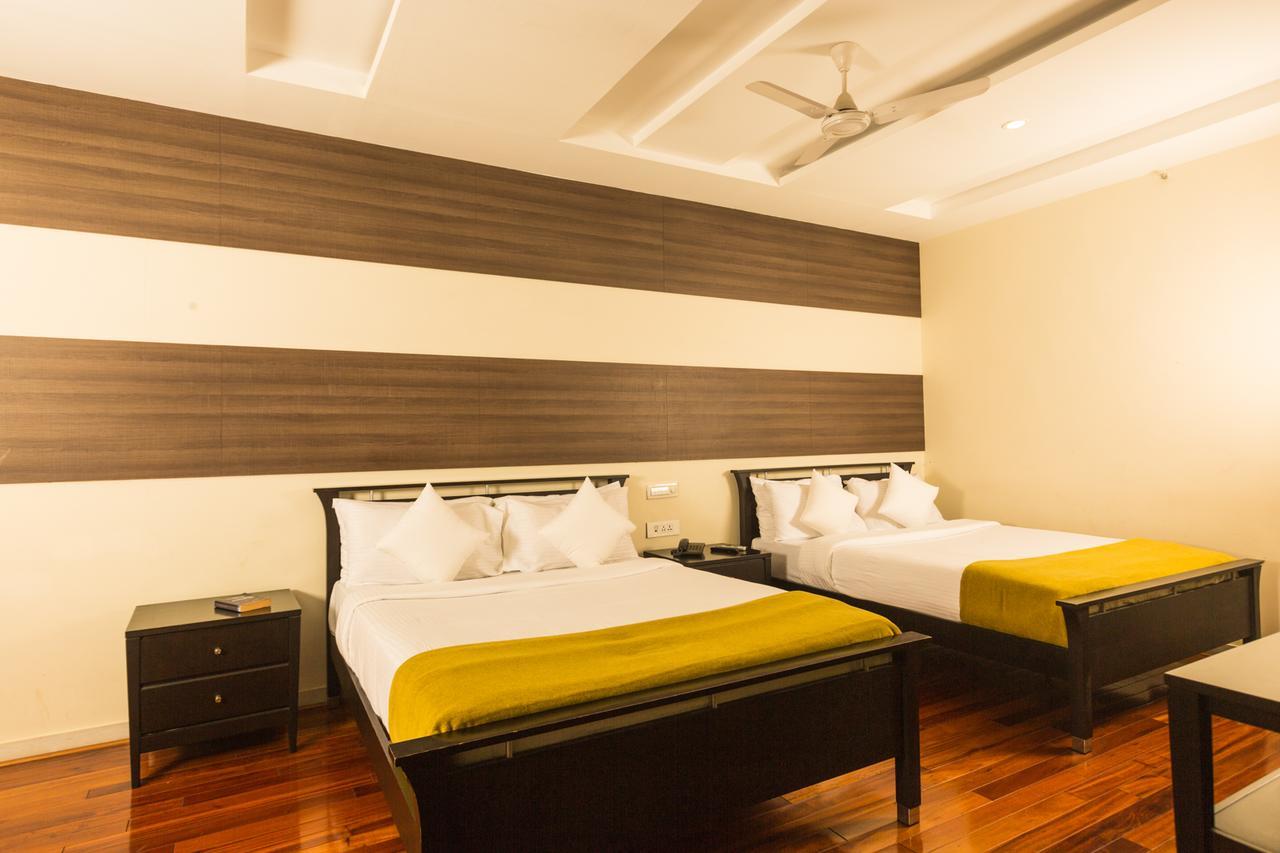 Siesta Star T. Nagar Hotel Madras Buitenkant foto