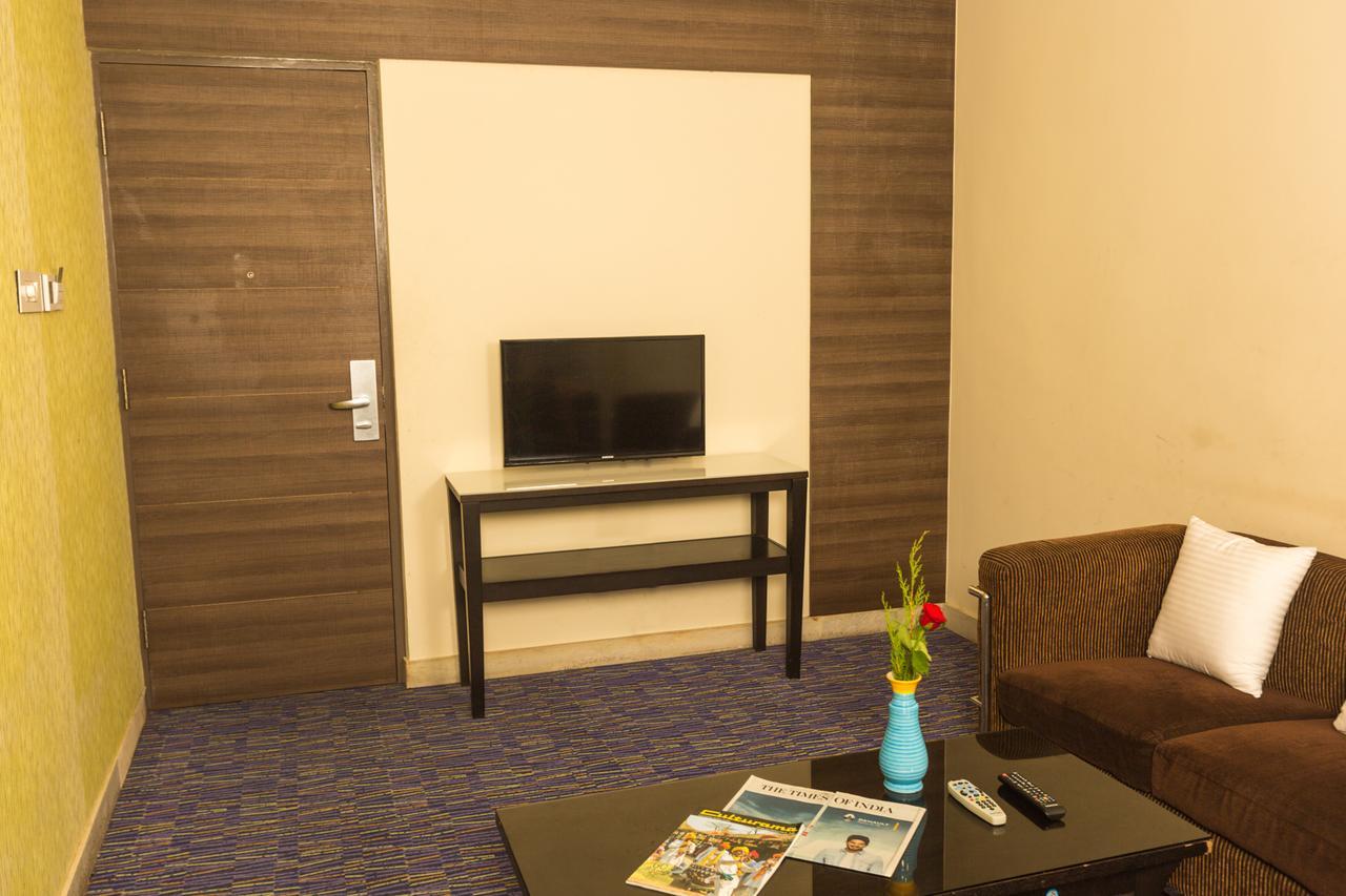 Siesta Star T. Nagar Hotel Madras Buitenkant foto