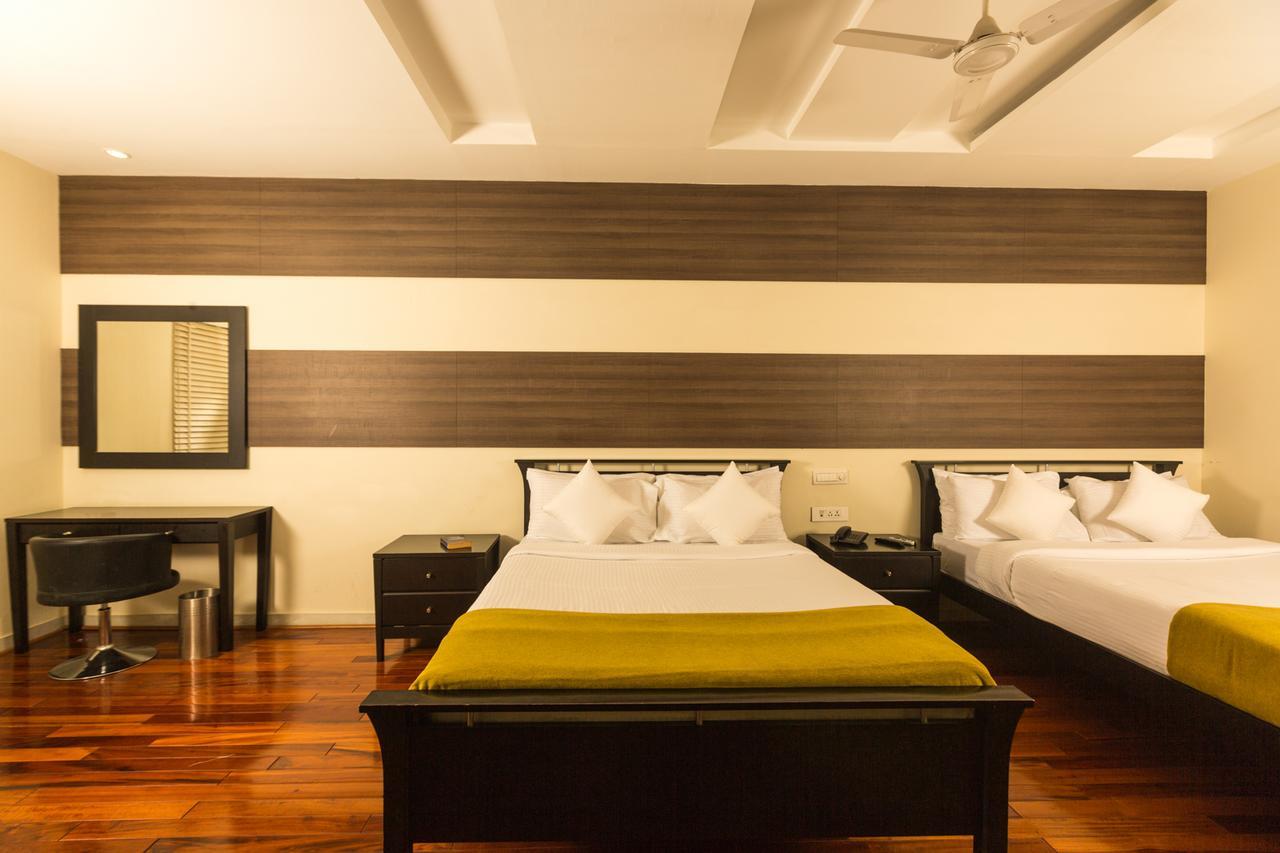 Siesta Star T. Nagar Hotel Madras Buitenkant foto