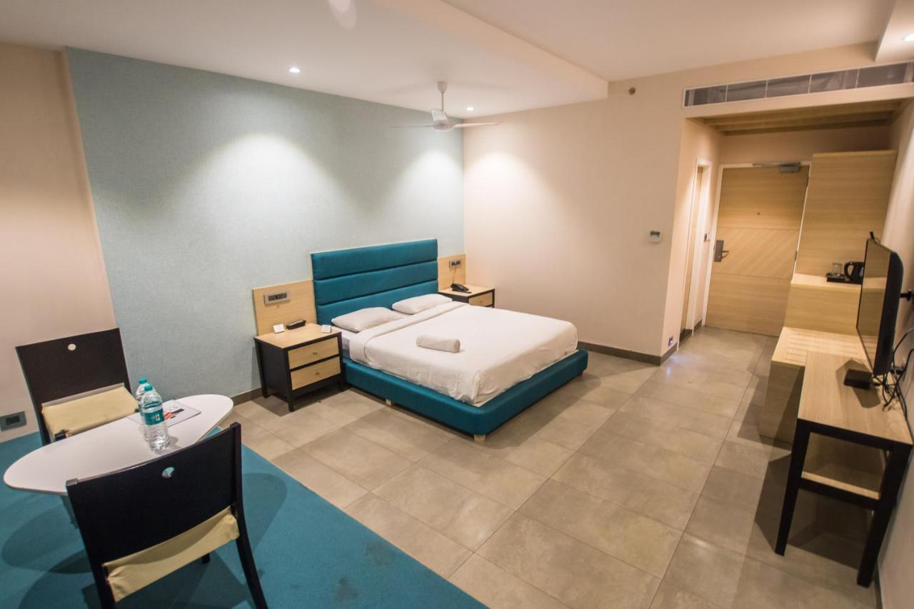 Siesta Star T. Nagar Hotel Madras Buitenkant foto