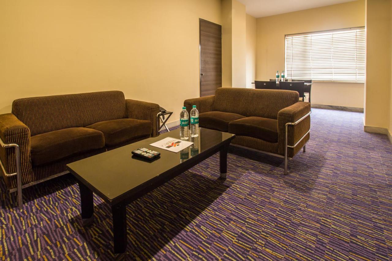 Siesta Star T. Nagar Hotel Madras Buitenkant foto